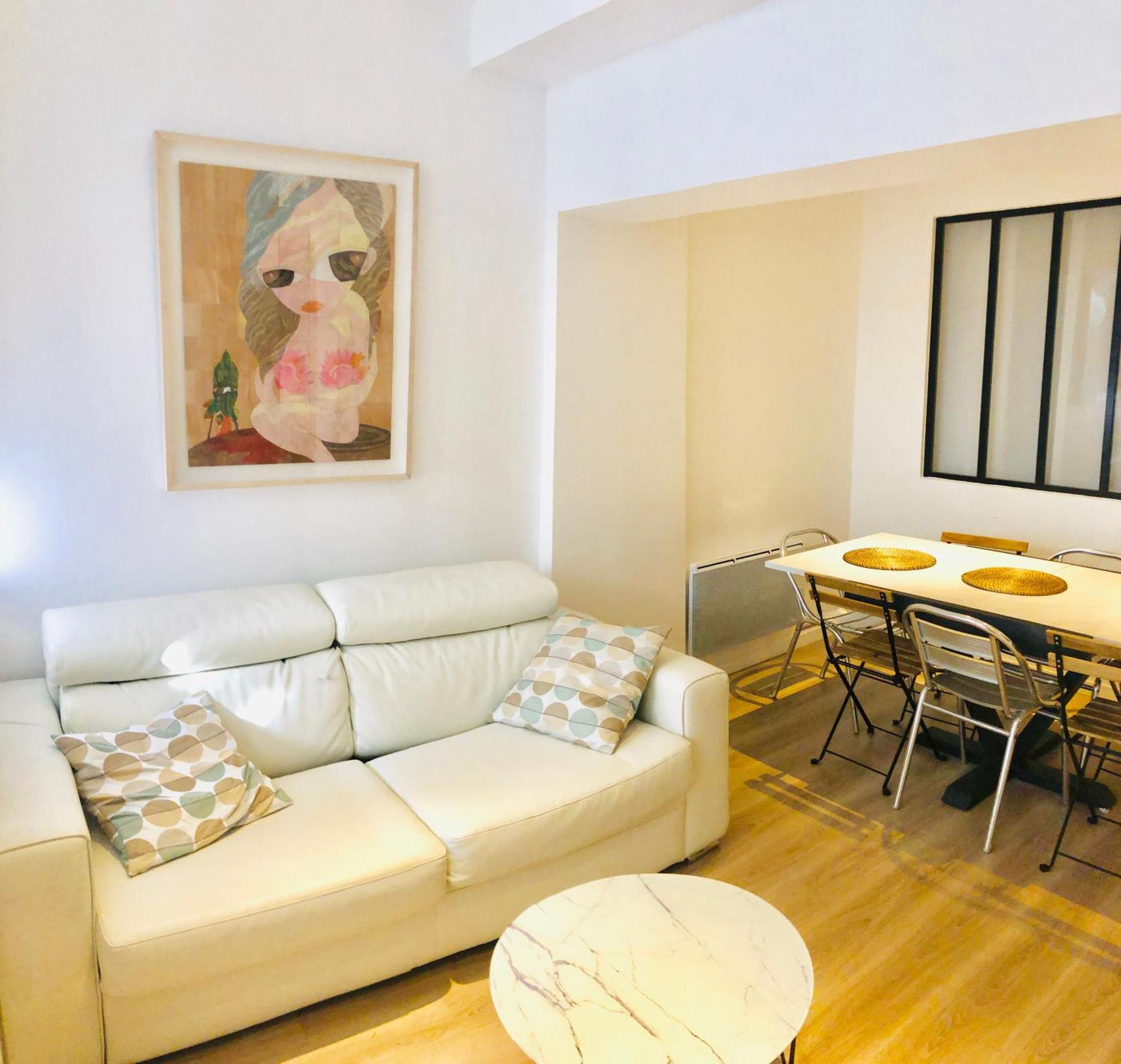 Metro Gambetta Apartment Paris Ngoại thất bức ảnh