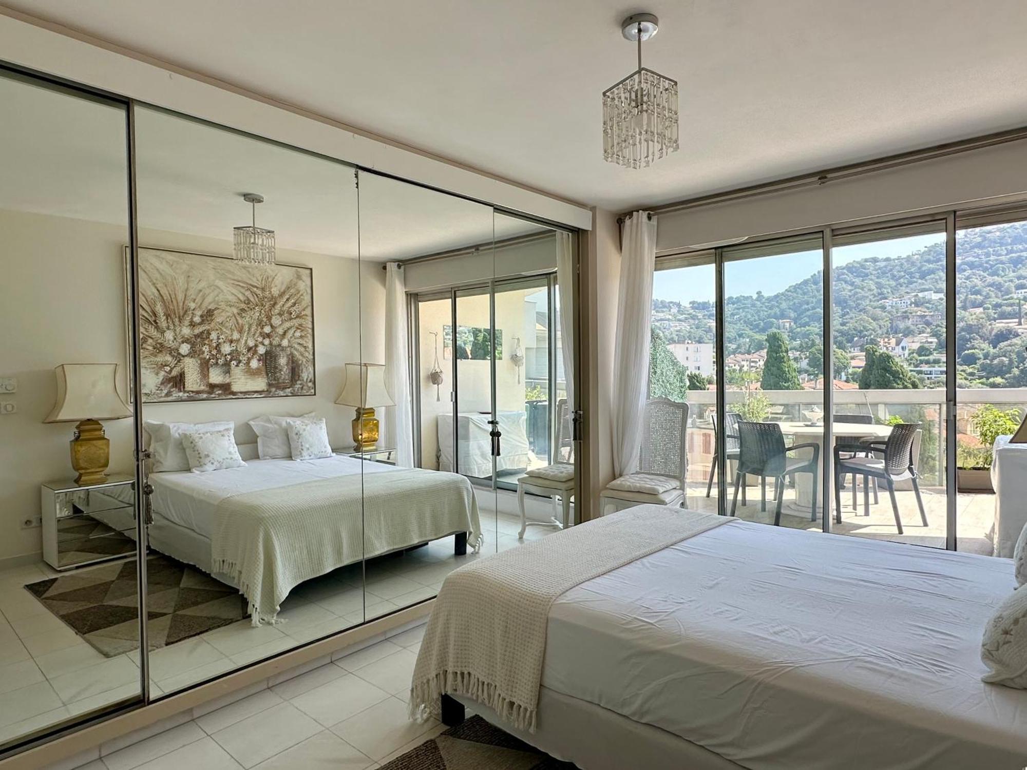 Metro Gambetta Apartment Paris Ngoại thất bức ảnh